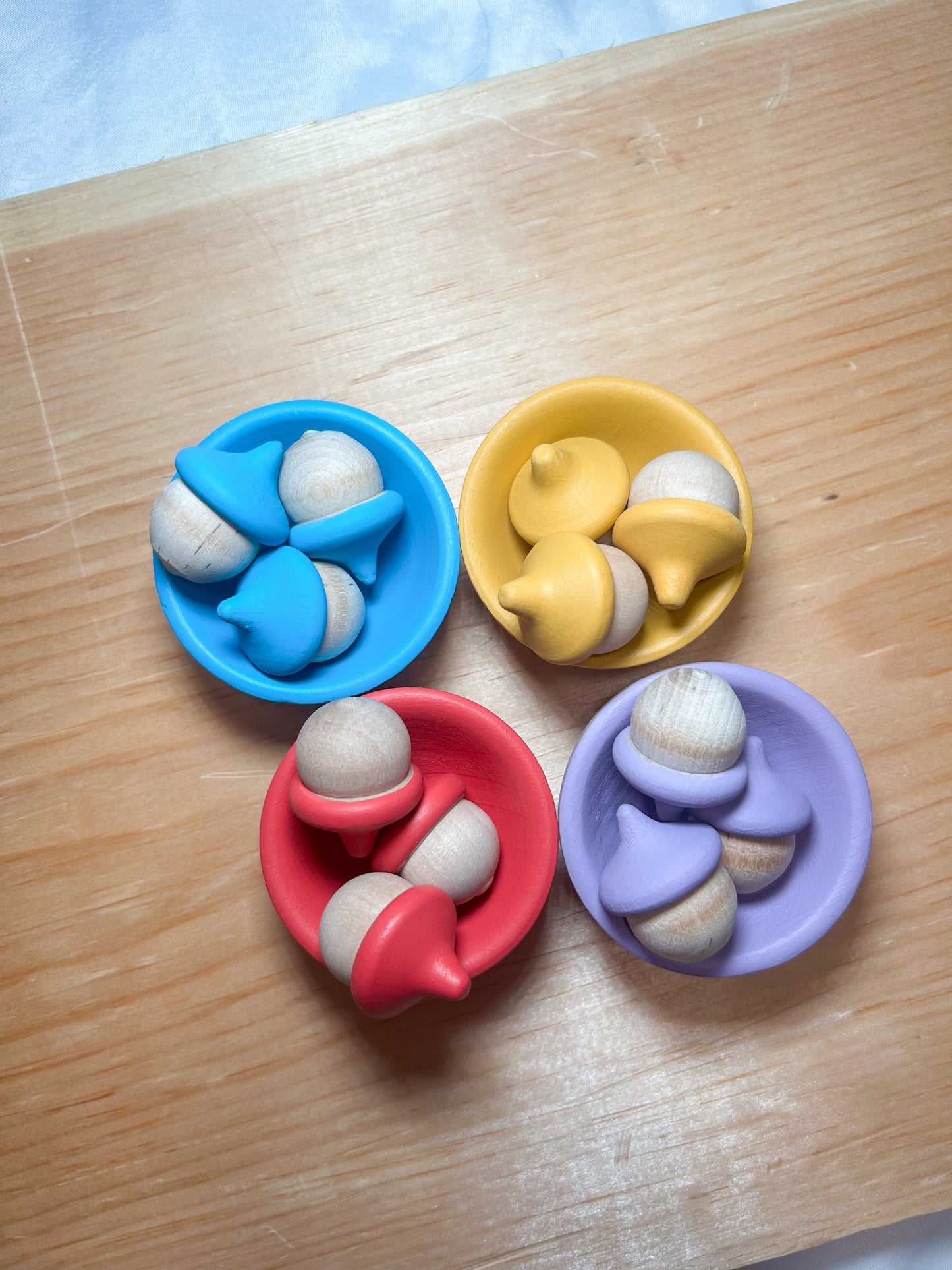 Colour Sorting Acorn Bowls